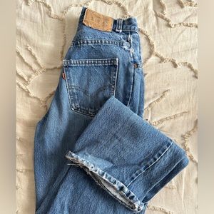 Vintage women’s Levi’s Jeans